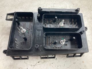 bontott OPEL ASTRA H Biztosítéktábla Doboz