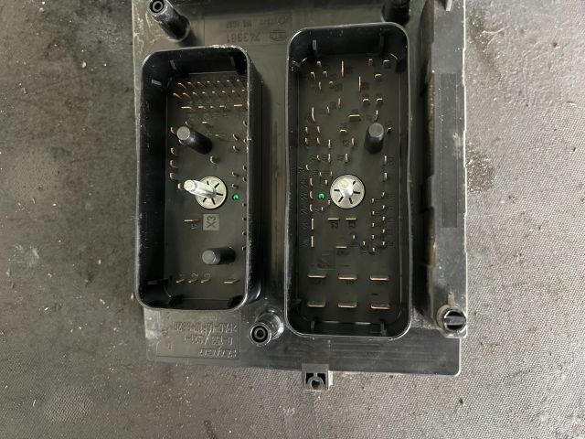 bontott OPEL ASTRA H Biztosítéktábla Doboz