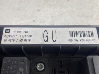 bontott OPEL ASTRA H Biztosítéktábla Doboz