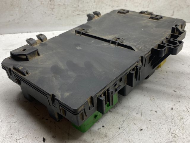 bontott OPEL ASTRA H Biztosítéktábla Doboz