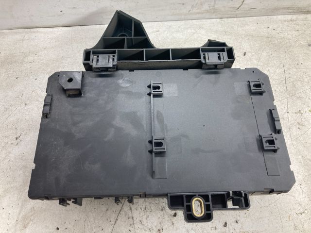 bontott OPEL ASTRA H Biztosítéktábla Doboz