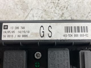 bontott OPEL ASTRA H Biztosítéktábla Doboz