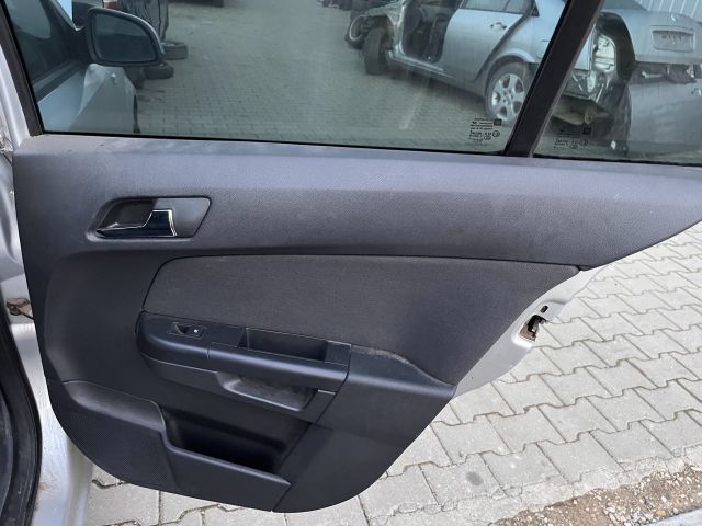 bontott OPEL ASTRA H Biztosítéktábla Doboz