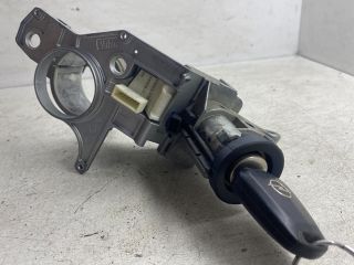 bontott OPEL ASTRA H Biztosítéktábla Doboz