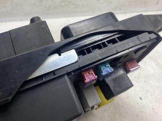 bontott OPEL ASTRA H Biztosítéktábla Doboz