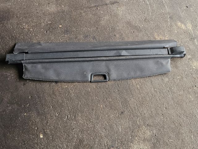 bontott OPEL ASTRA H Csomagtér Roló