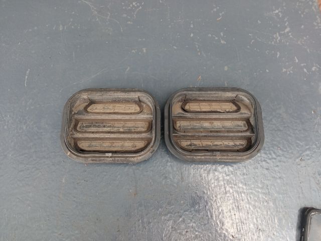 bontott OPEL ASTRA H Csomagtér Szellőző Hátsó