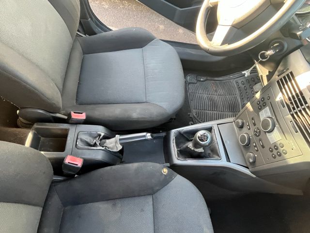 bontott OPEL ASTRA H Csomagtér Tálca