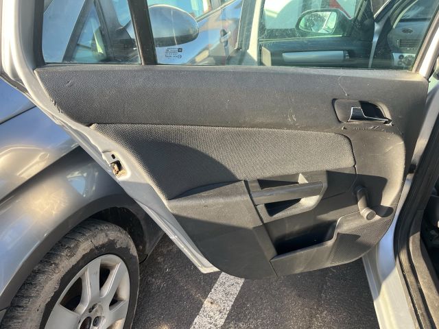 bontott OPEL ASTRA H Csomagtér Tálca