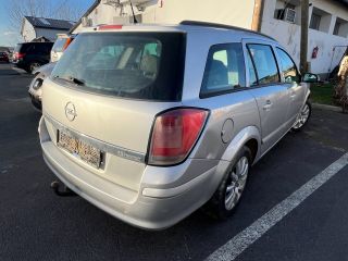 bontott OPEL ASTRA H Csomagtér Tálca