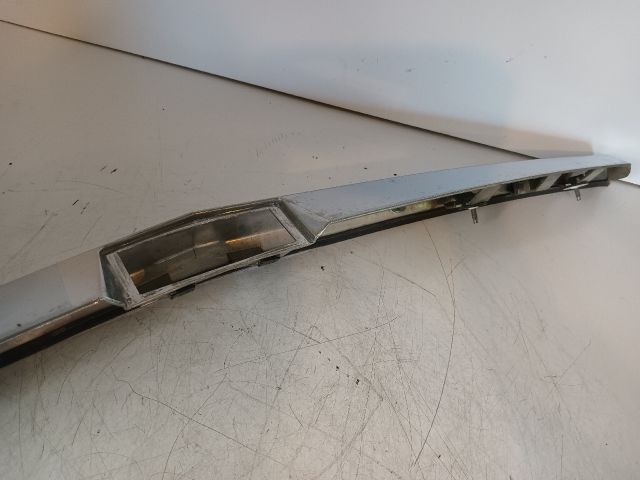 bontott OPEL ASTRA H Csomagtérajtó Díszléc