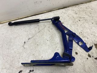 bontott OPEL ASTRA H Csomagtérajtó Jobb Zsanér