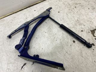 bontott OPEL ASTRA H Csomagtérajtó Jobb Zsanér