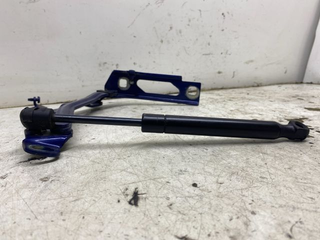 bontott OPEL ASTRA H Csomagtérajtó Jobb Zsanér