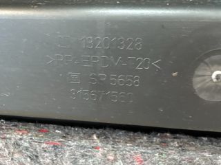 bontott OPEL ASTRA H Csomagtérajtó Kárpit