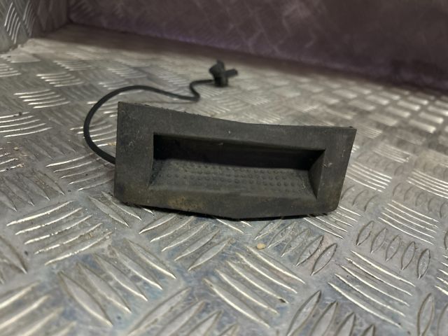 bontott OPEL ASTRA H Csomagtérajtó Kilincs