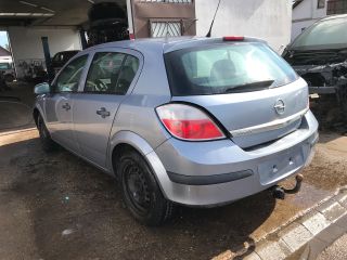 bontott OPEL ASTRA H Csomagtérajtó Kilincs