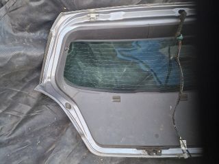 bontott OPEL ASTRA H Csomagtérajtó (Részeivel)