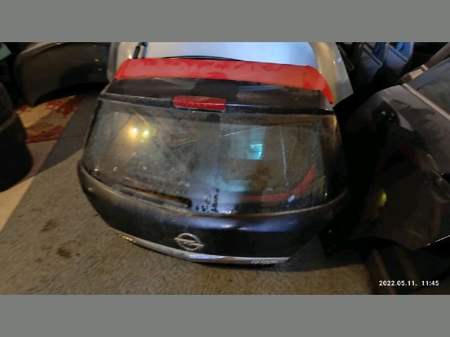 bontott OPEL ASTRA H Csomagtérajtó (Részeivel)
