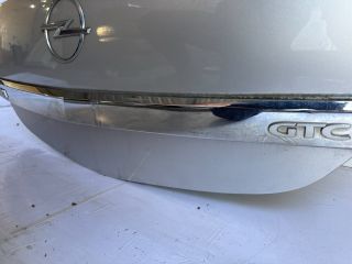 bontott OPEL ASTRA H Csomagtérajtó (Részeivel)