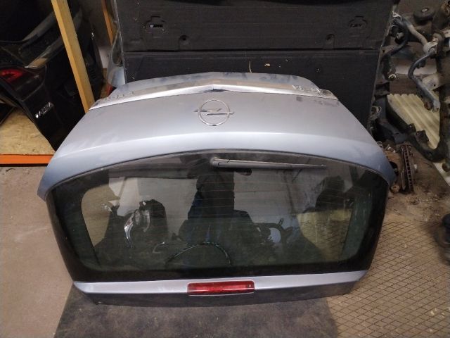 bontott OPEL ASTRA H Csomagtérajtó (Üres lemez)