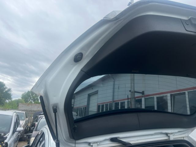 bontott OPEL ASTRA H Csomagtérajtó (Üres lemez)