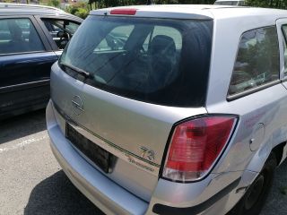 bontott OPEL ASTRA H Csomagtérajtó (Üres lemez)