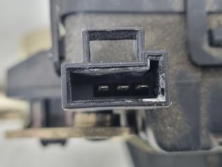 bontott OPEL ASTRA H Csomagtérajtó Zárszerkezet