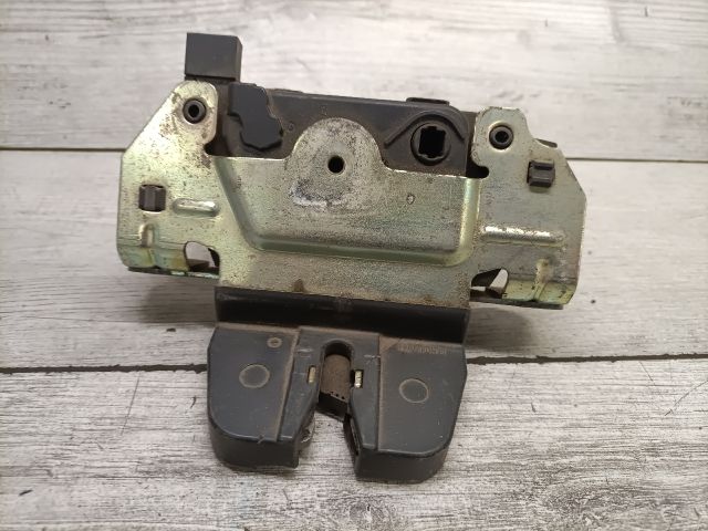 bontott OPEL ASTRA H Csomagtérajtó Zárszerkezet