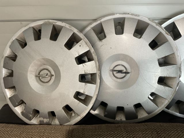 bontott OPEL ASTRA H Dísztárcsa Szett