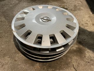 bontott OPEL ASTRA H Dísztárcsa Szett