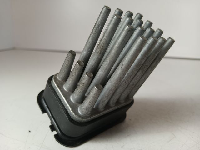 bontott OPEL ASTRA H Előtét Ellenállás Fűtőmotor