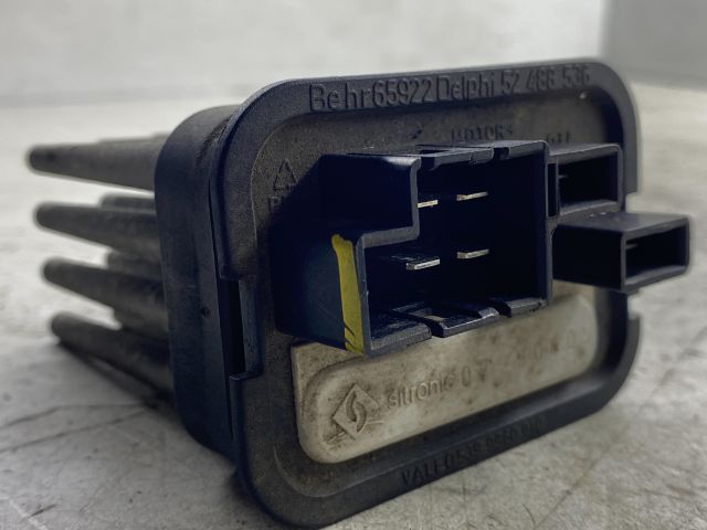 bontott OPEL ASTRA H Előtét Ellenállás Fűtőmotor