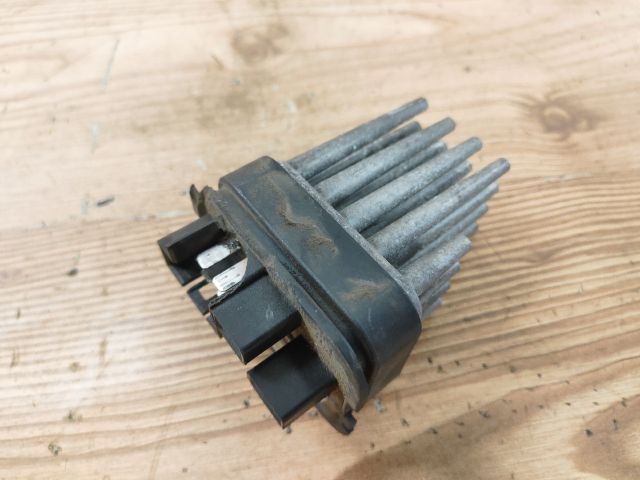 bontott OPEL ASTRA H Előtét Ellenállás Fűtőmotor