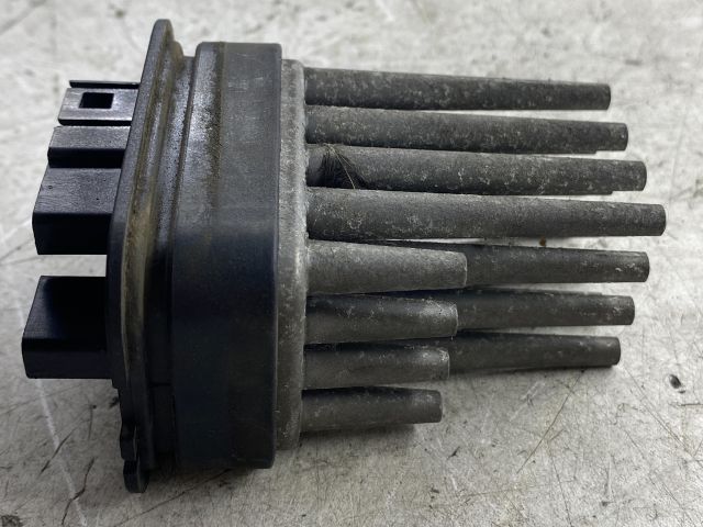 bontott OPEL ASTRA H Előtét Ellenállás Fűtőmotor