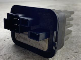 bontott OPEL ASTRA H Előtét Ellenállás Fűtőmotor