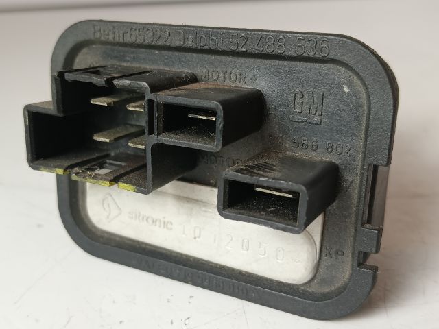 bontott OPEL ASTRA H Előtét Ellenállás Fűtőmotor