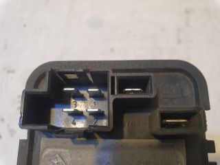 bontott OPEL ASTRA H Előtét Ellenállás Fűtőmotor