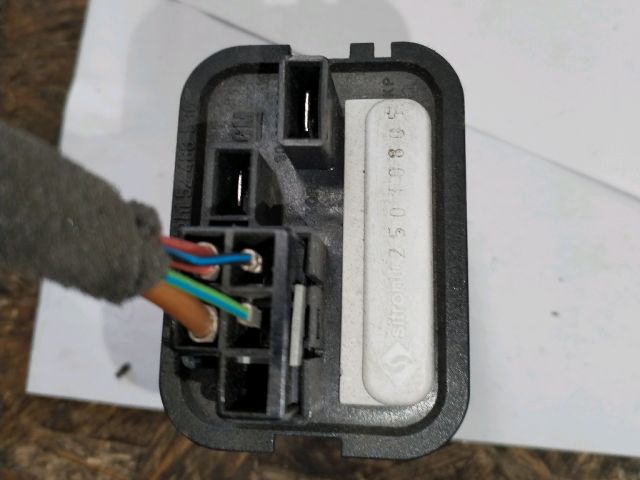 bontott OPEL ASTRA H Előtét Ellenállás Fűtőmotor