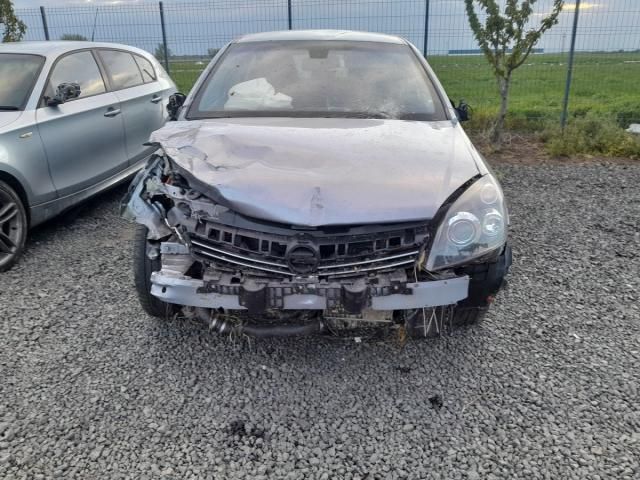 bontott OPEL ASTRA H Első Ablaktörlő Motor