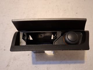 bontott OPEL ASTRA H Első Hamutartó