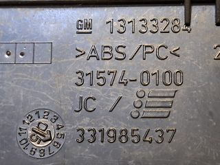 bontott OPEL ASTRA H Első Hamutartó