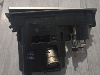 bontott OPEL ASTRA H Első Hamutartó