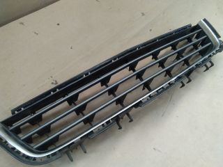 bontott OPEL ASTRA H Első Lökhárító Alsó Középső Díszrács