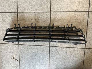 bontott OPEL ASTRA H Első Lökhárító Alsó Középső Díszrács