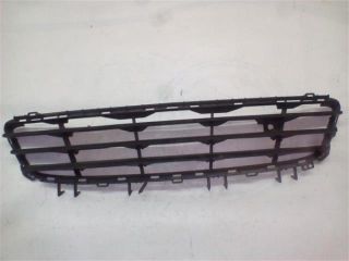 bontott OPEL ASTRA H Első Lökhárító Alsó Középső Díszrács