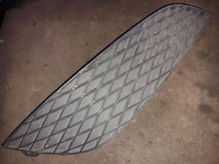 bontott OPEL ASTRA H Első Lökhárító Jobb Díszrács