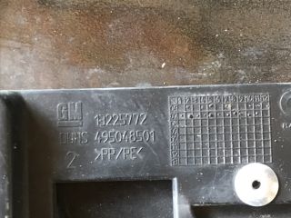 bontott OPEL ASTRA H Első Lökhárító Merevítő (Fém)