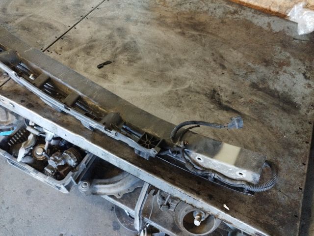 bontott OPEL ASTRA H Első Lökhárító Merevítő (Fém)