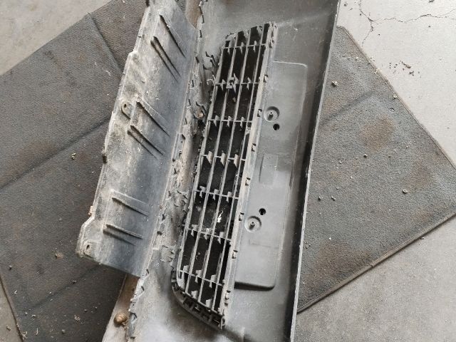 bontott OPEL ASTRA H Első Lökhárító (Részeivel)